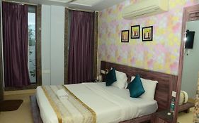 Sakura Hotel Lucknow India