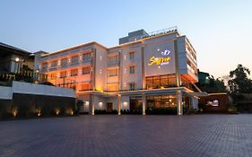 Hotel Saffron Wayanad 4*