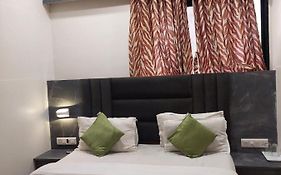 Hotel Vrundavan Gandhinagar 2*