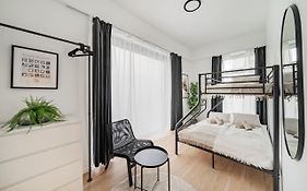 Chic Central City Rooms By Home2