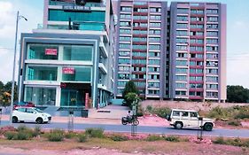 Hotel Kiran Inn Ahmedabad 2*