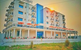 Sambhabana Hotel & Suites Tarapith India