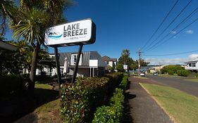 Lake Breeze Motel Taupo