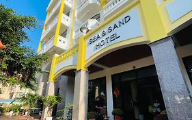Sea And Sand Hotel