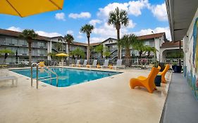 Baymont Inn And Suites Kissimmee 2*