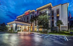 Hampton Inn & Suites Fort Myers Estero 3*