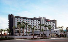 Bakersfield Marriott At The Convention Center 3*