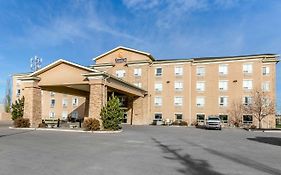 Comfort Inn And Suites Airdrie 3*