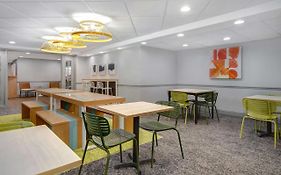 Country Inn & Suites by Radisson, Rochester-University Area, Ny