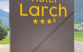Hotel Larch  3*