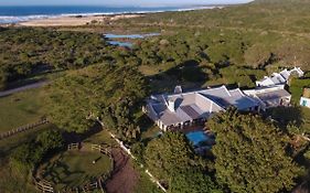 Oyster Bay Lodge  South Africa