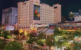Saigon Prince Hotel 4*