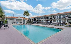 Quality Inn & Suites Orlando East - Ucf Area  2* United States