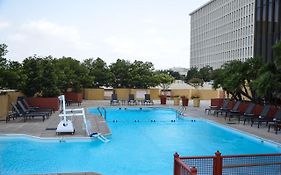 Doubletree By Hilton Hotel Houston - Greenway Plaza 4*