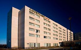 Courtyard By Marriott Montreal Airport Hotel Dorval Canada