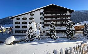 Hotel Arlberg St Anton 4*
