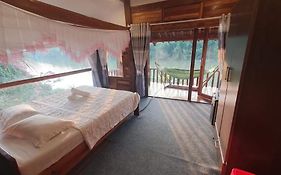 Green Bamboo Lodge Resort  2*