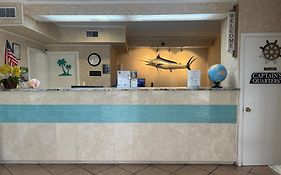 Holiday Lodge And Suites Fort Walton Beach 2*
