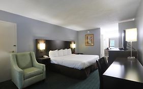 Quality Inn And Suites Greenville