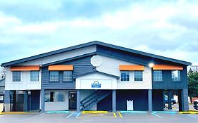 Days Inn And Suites By Wyndham Port Huron