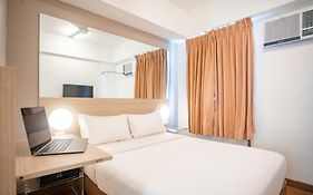 Red Planet Manila Makati - Quarantine Hotel