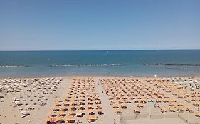 Hotel Pacesetter Rimini Italy 3*