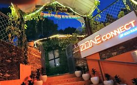 Zone Connect By The Park, Lansdowne Hotel 3* India