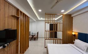 Hotel Shri Radha Nikunj - Opposite Prem Mandir Vrindavan 3* India