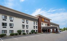 La Quinta Inn By Wyndham Indianapolis Airport Executive Dr  3* United States