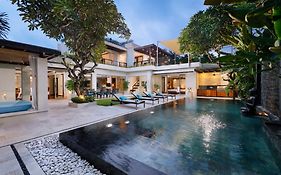 Villa Camellia Jimbaran Bali