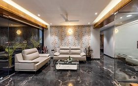 Hotel Opulence Aurangabad 3*