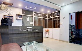 Collection O Hotel Moon Light Lucknow 2* India
