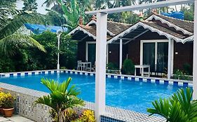 Hotel Golden Rice Inn - 2 Km From Baga Beach , Goa