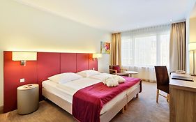 Austria Trend Hotel Schillerpark Linz  4*