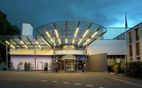 Hilton Zurich Airport Otel