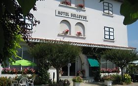 Hotel Bellevue De Tradition Familiale  2*