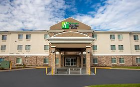 Holiday Inn Express & Suites Clinton, An Ihg Hotel  United States