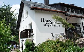 Hotel Haus Am See  3*
