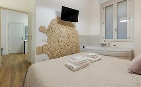 Fior Di Loto Rooms Bed And Breakfast 2*