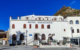 Hotel Faraglione  2*