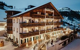 Hotel Alpenrose  3*