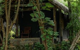 Athgira River Camping - Udawalawe Hotel 3* Sri Lanka