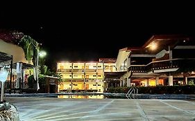 Jaco Laguna Resort And Beach Club 4*