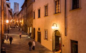 Hotel L'antico Pozzo San Gimignano 3* Italy