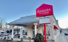 Ramada By Wyndham Hotel Quesnel 4* Canada