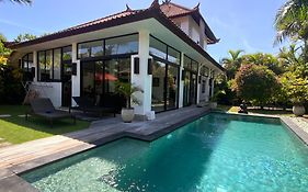 Villa Surga Seminyak (bali)  Indonesia