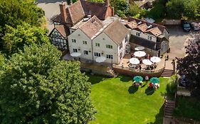 The Manor Arms Abberley 5*