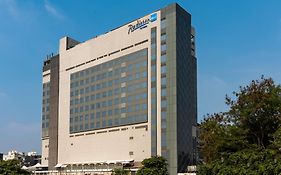 Radisson Blu Towers Kaushambi Delhi Ncr Hotel Ghaziabad India