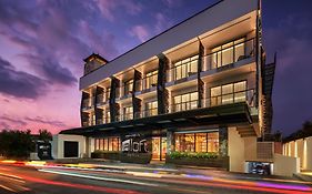 Aloft Bali Seminyak Hotel