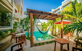 Hotel San Vicente Playa Del Carmen 3*